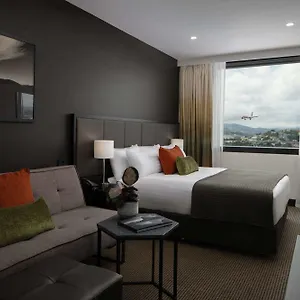 Rydges Airport ホテル